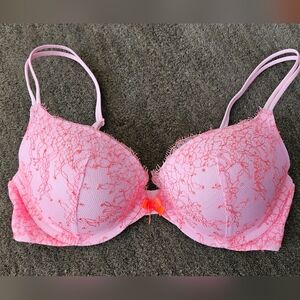 Victoria's Secret 34C Padded Push-Up Underwire